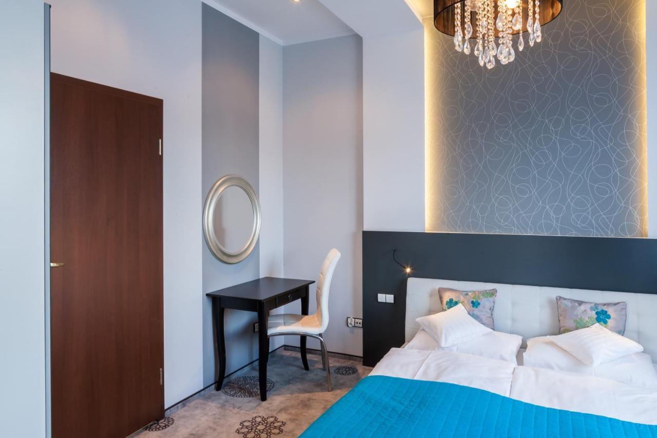 Hotel Mikulski Гливице Екстериор снимка